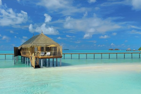 5-star-Constance-Moofushi-Resort-in-Maldives-2