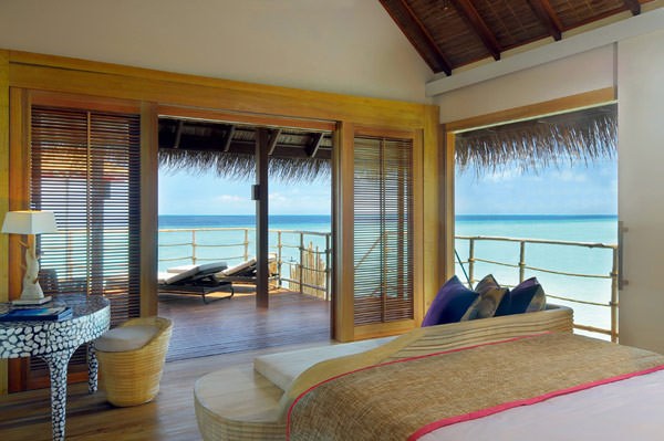 5-star-Constance-Moofushi-Resort-in-Maldives-4