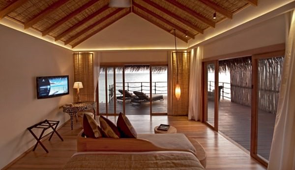 5-star-Constance-Moofushi-Resort-in-Maldives-5
