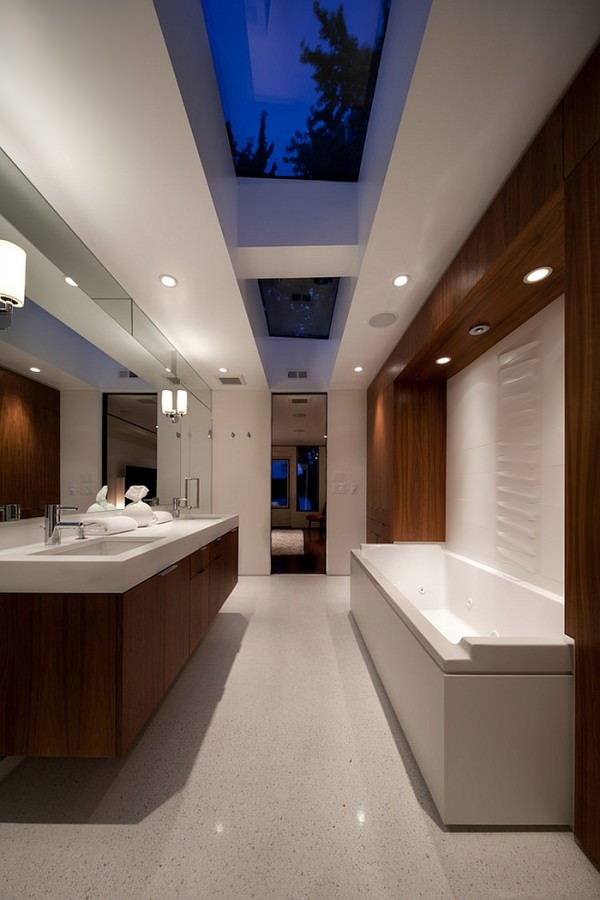 Midcentury-modern-master-bath-with-fabulous-use-of-skylights