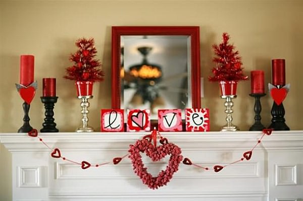 valentines-day-DIY-ideas-for-mantel