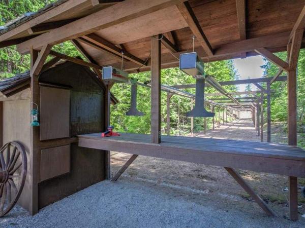 you-can-practice-your-aim-at-the-rifle-range