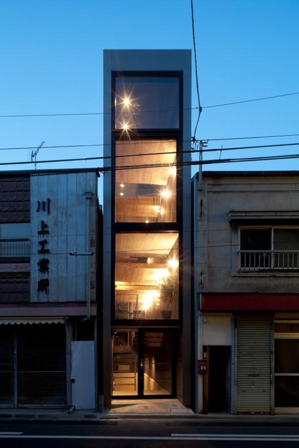 1.8m-house-tokyo-YUUA-architects