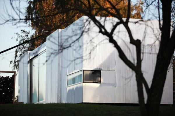 Casa-Invisible-concept-exterior-design