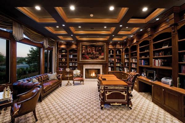 Classy-home-office-with-inviting-ambiance