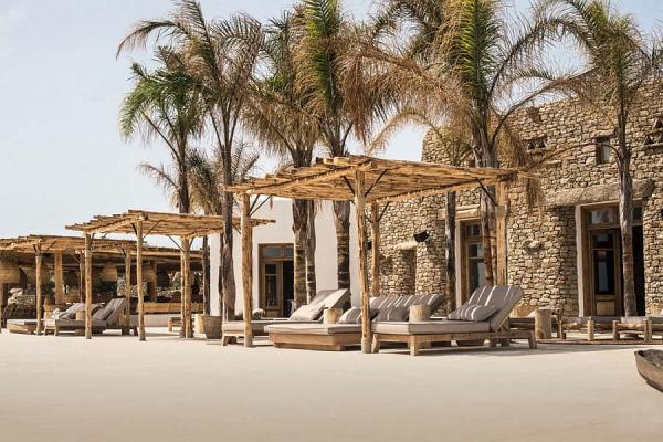 Exclusive-design-of-Scorpios-celebrates-beach-culture-and-Cycladic-architecture