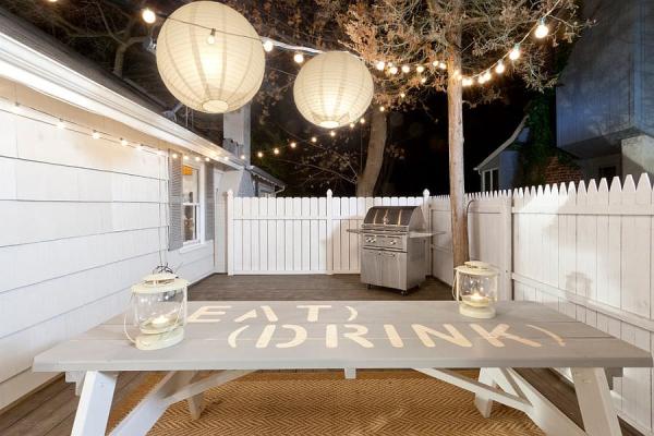 Lantern-and-string-lighting-for-the-small-deck