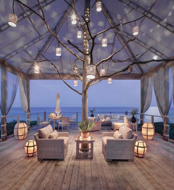 Lighting-steals-the-show-on-this-awesome-deck