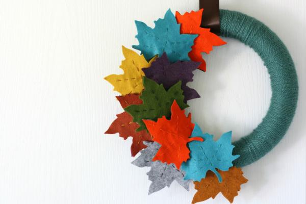 Colorful-felt-leaves-for-a-Fall-wreath