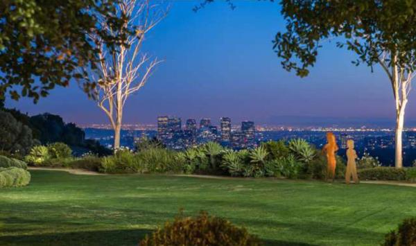 eltonjohn_beverly_hills_10