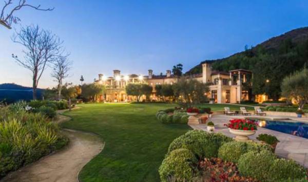 eltonjohn_beverly_hills_9