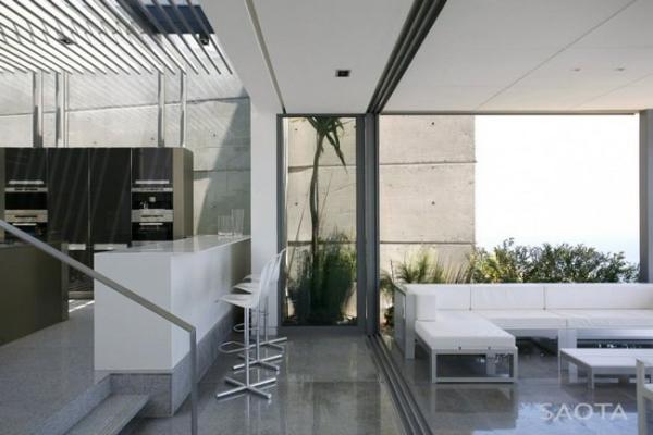 Head-1815-House-07