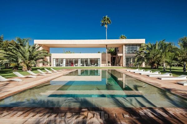 casa din james bond