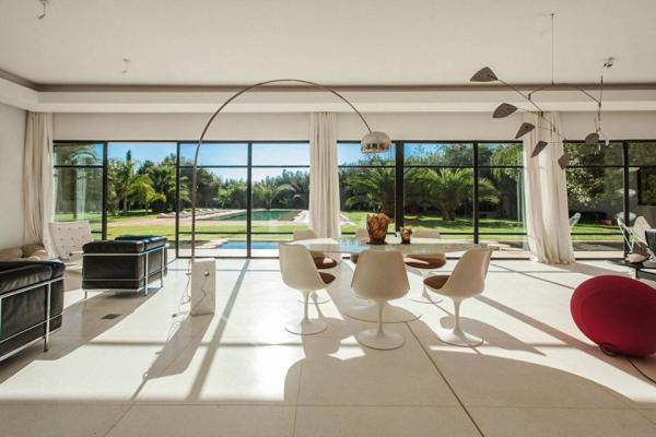 casa din james bond 7