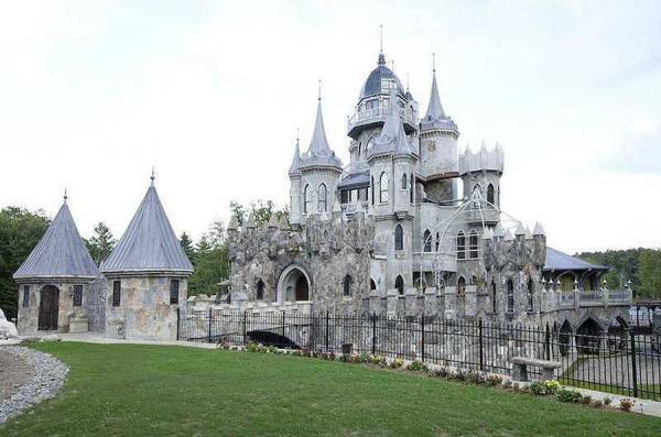 castel gotic 1