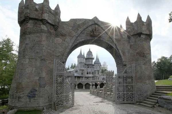 castel gotic 2