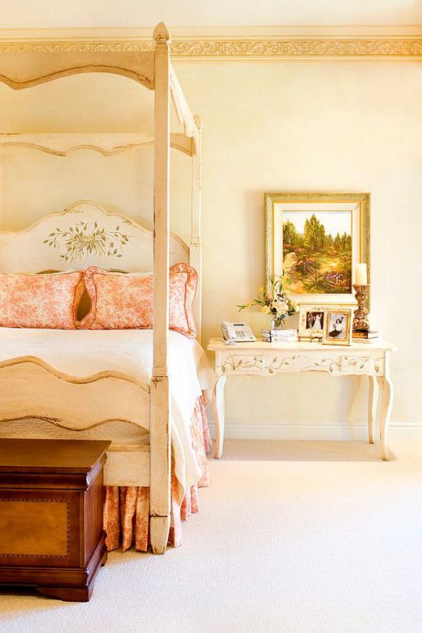 dormitor in stil victorian 11