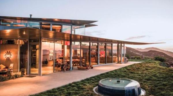 wing house