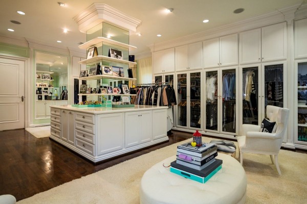 casa lui Max Azria 16