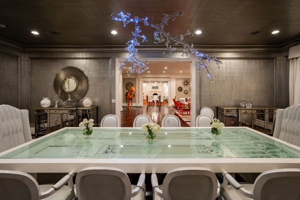 casa lui Max Azria 7