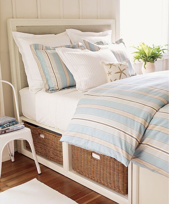 paturi cu spatiu de depozitare