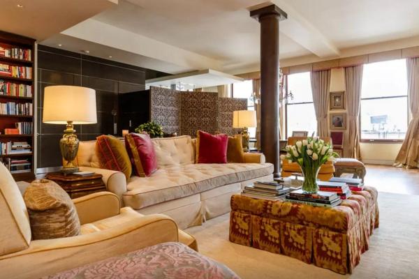 Arianna Huffington 12