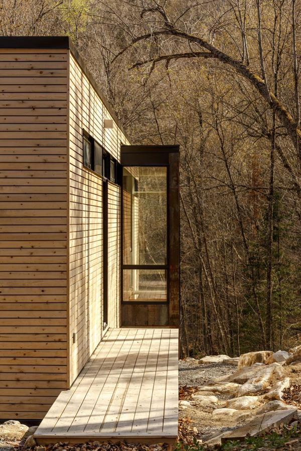 cabana de lemn moderna 10