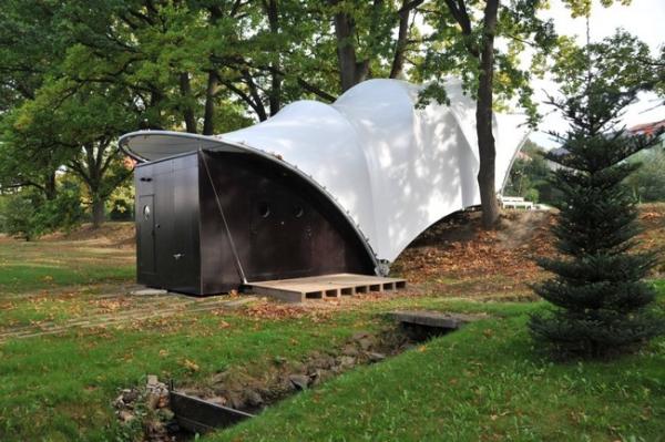 casa minimalista pe malul lacului 2