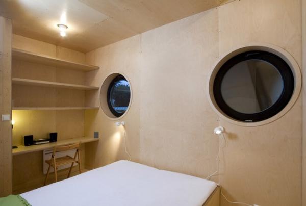 casa minimalista pe malul lacului 7