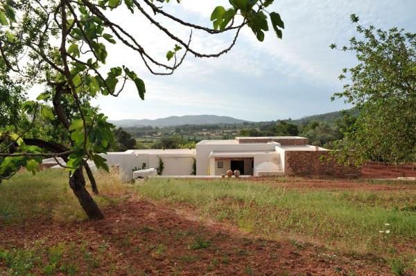 casa veche de 300 de ani