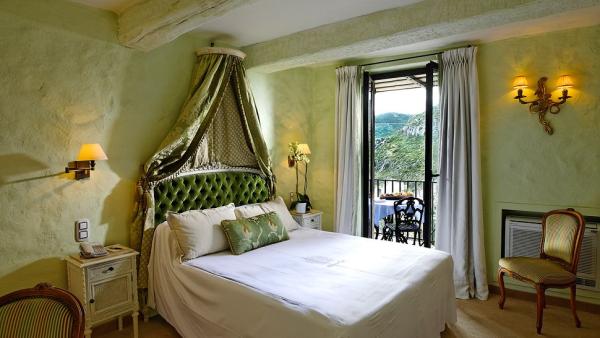 Chateau-Eza-7