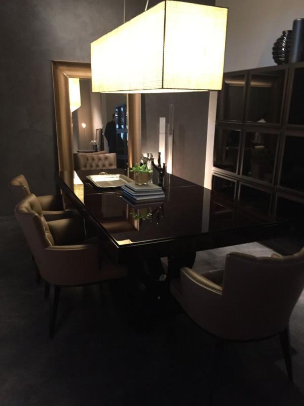 mese de dining 11