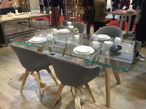 mese de dining 17