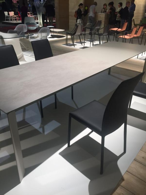 mese de dining 23
