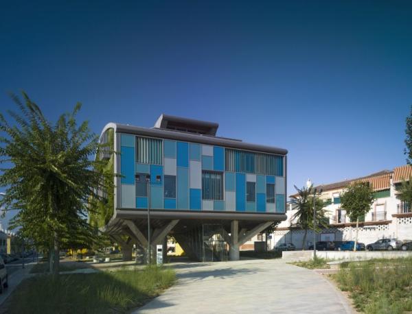 casa ecologica imbracata in verdeata 3