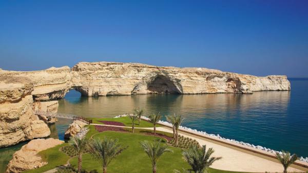 shangri-la-barr-al-jissah-resort-spa-12