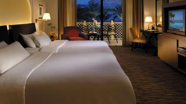 shangri-la-barr-al-jissah-resort-spa-16