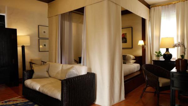 rachamankha-hotel-de-lux-in-thailanda-13