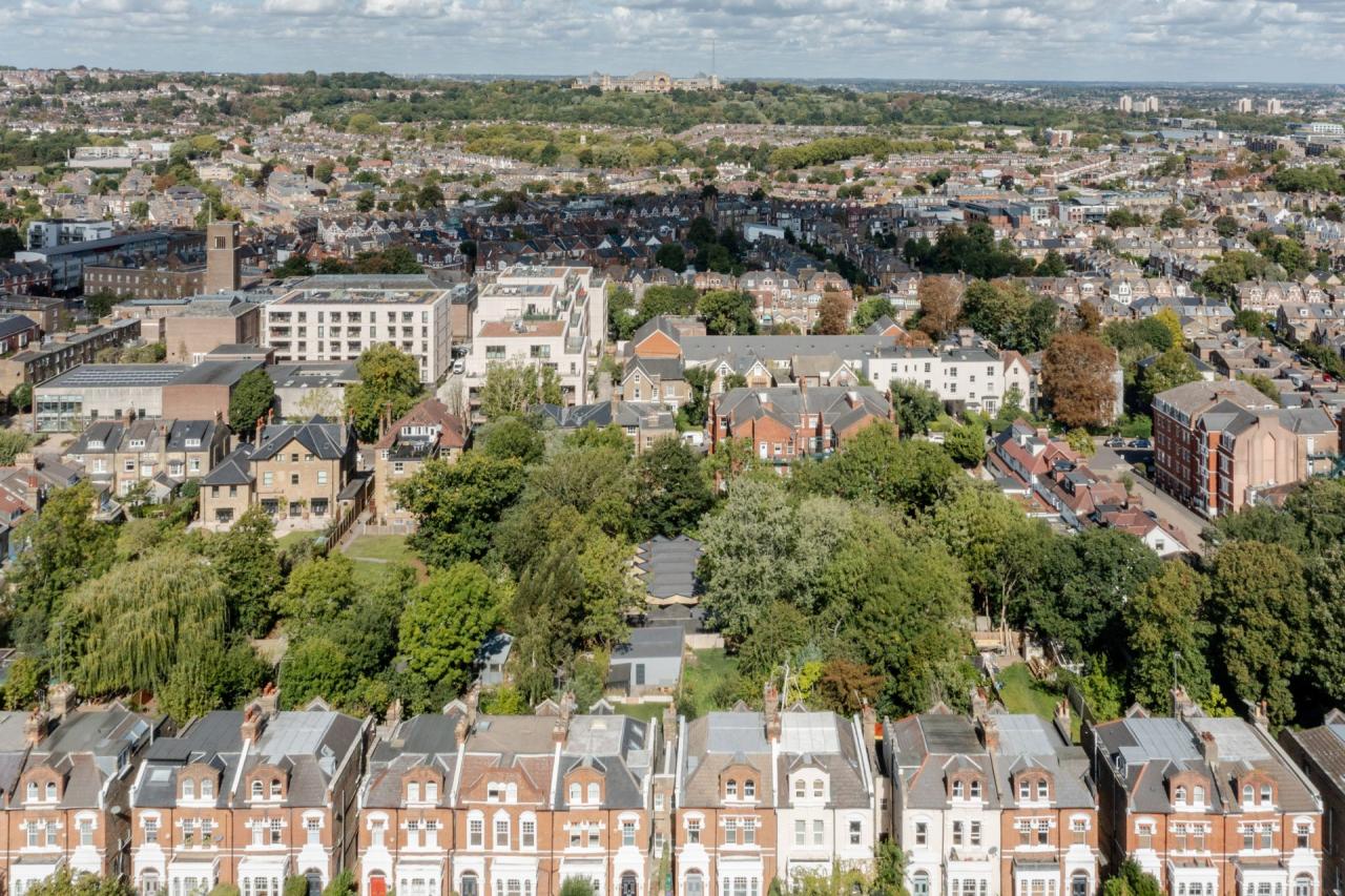 Arbour House - vedere aeriana a terenului