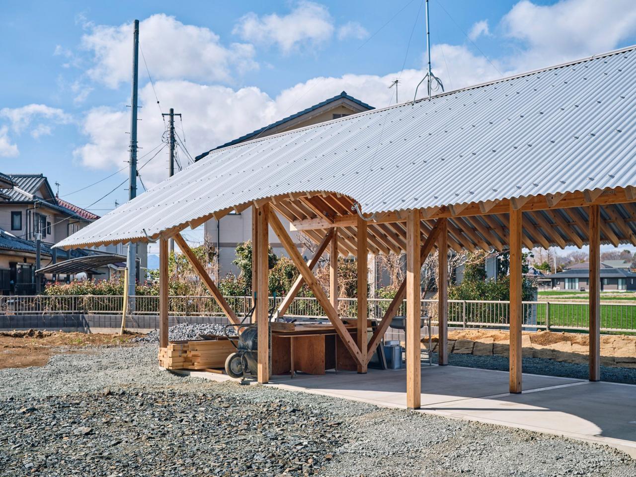 An Unfinished House - camera tatami la capatul vestic