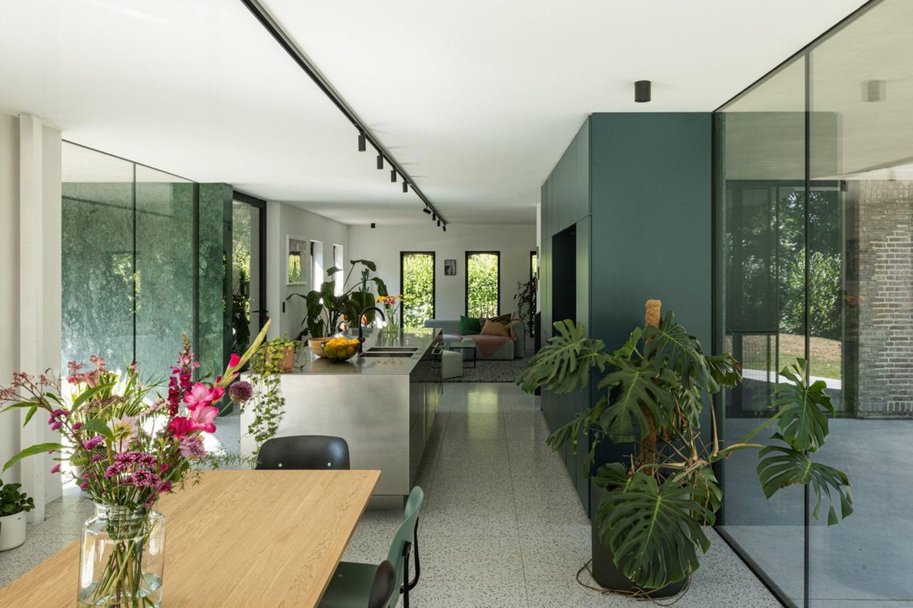 Planul parterului — reorganizarea spațiilor permite o circulație fluentă între zonele private și cele comune