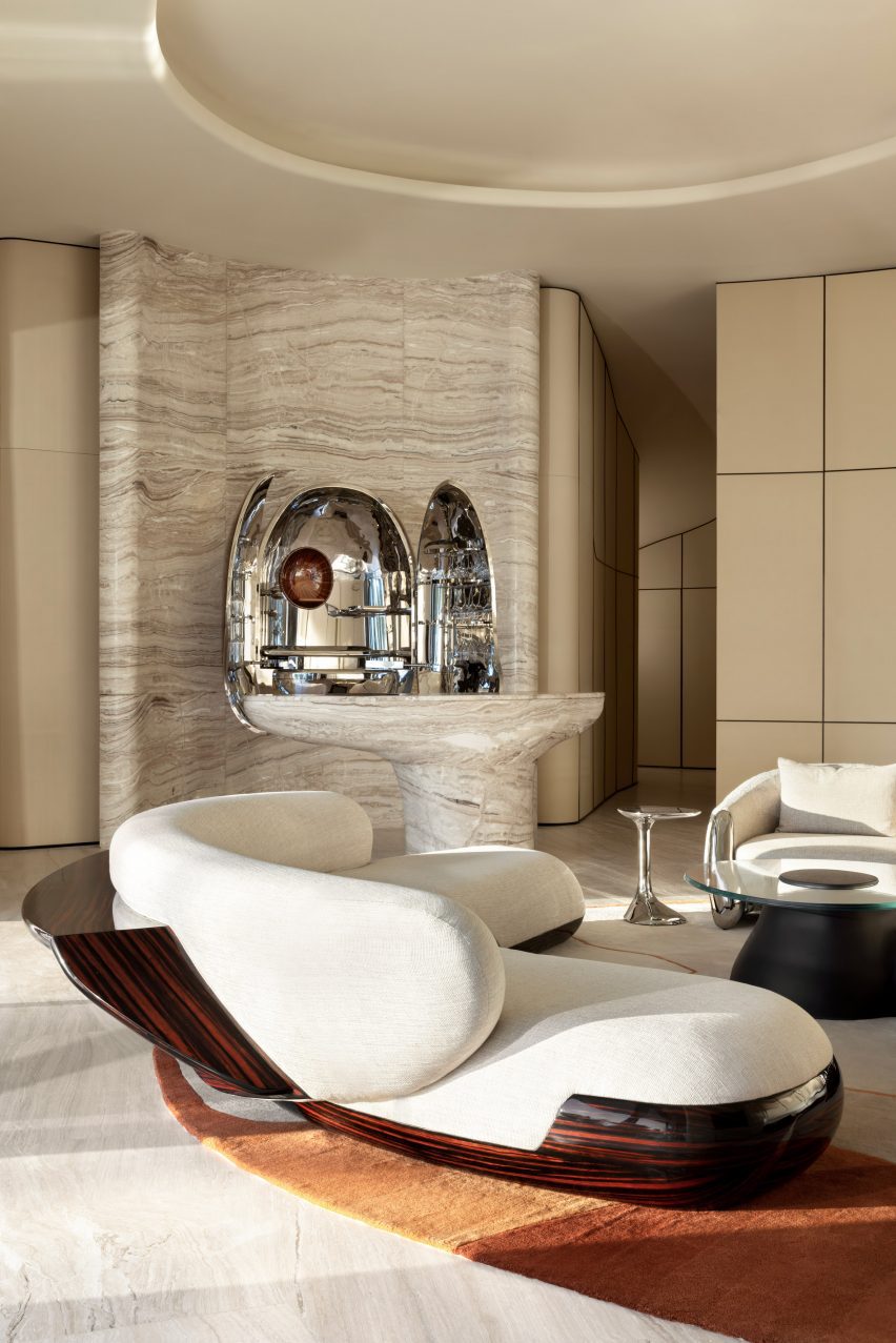 Shebara Resort - mobilier custom interior