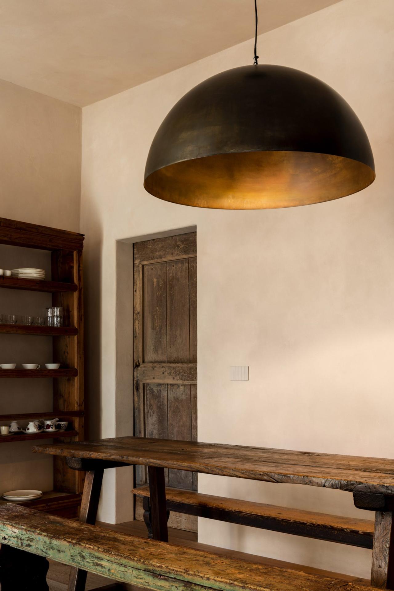 Scara spirala apartament Thom Yorke