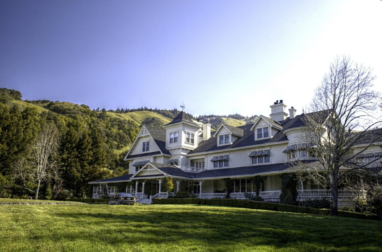 Skywalker Ranch, California — vedere de toamna a proprietatii emblematice George Lucas