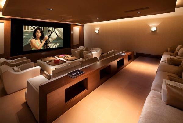 Comfy-home-theater-with-smart-lighting