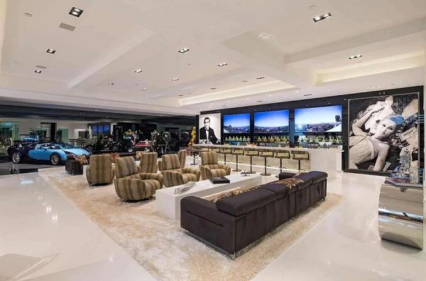 Contemporary-ultimate-bachelor-pad-design