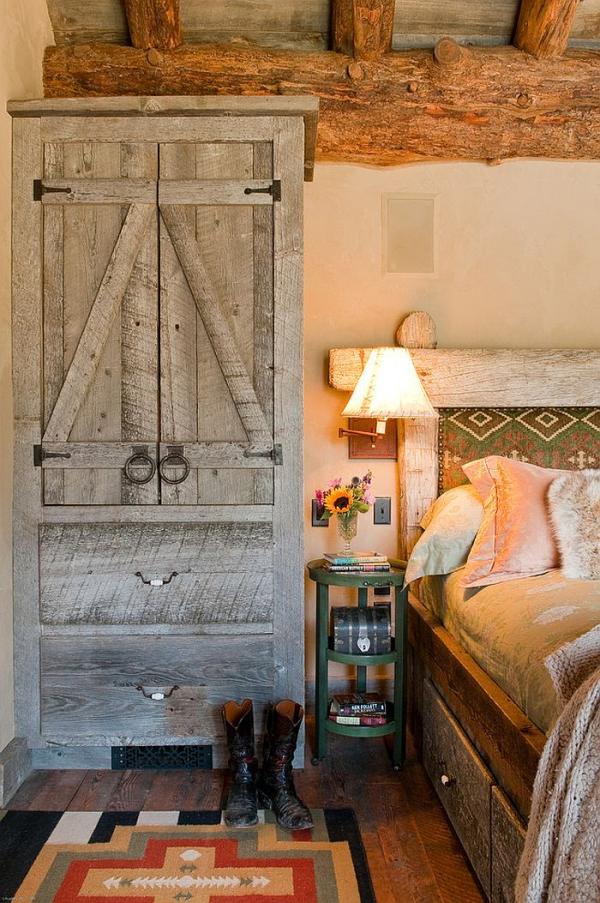 Cozy-bedroom-has-a-raw-unfinished-look