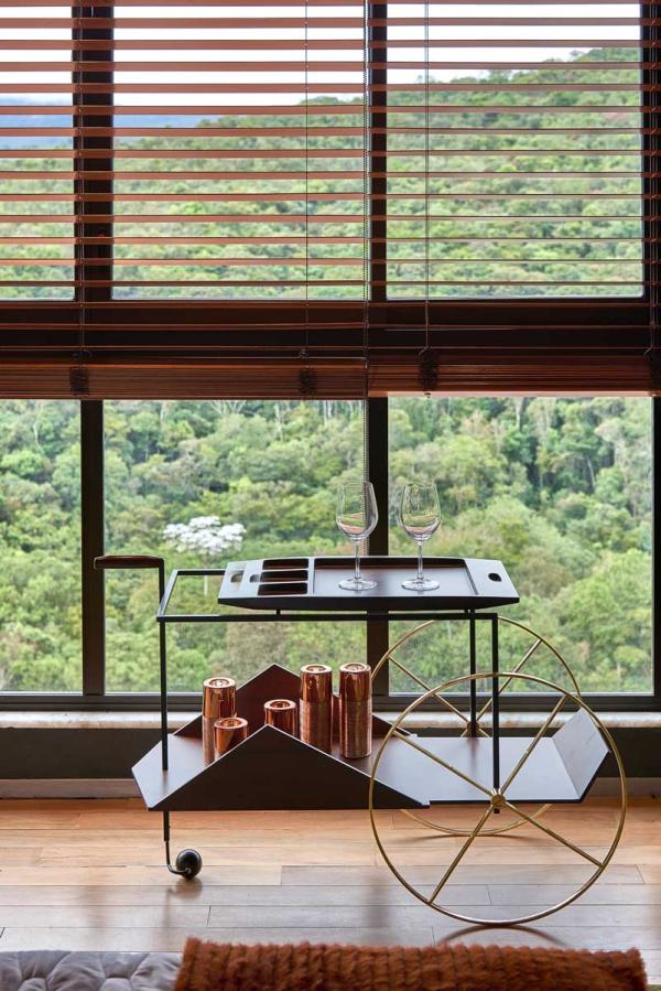 David-Guerra-exhibition-apartment-bar-cart-jpg