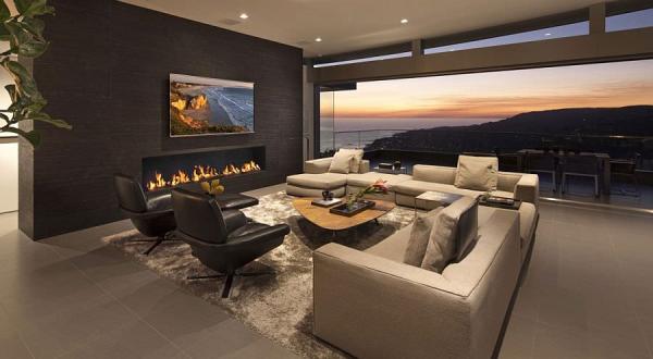 Elegant-and-plush-decor-add-to-the-ambiance-of-the-living-room