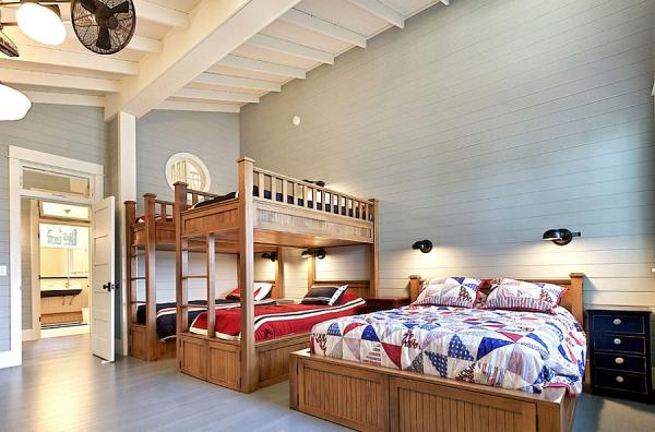 Fabulous-bedroom-has-a-cheerful-airy-ambiance